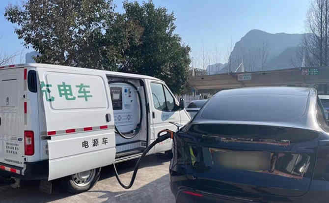 宽城区汽车搭电
